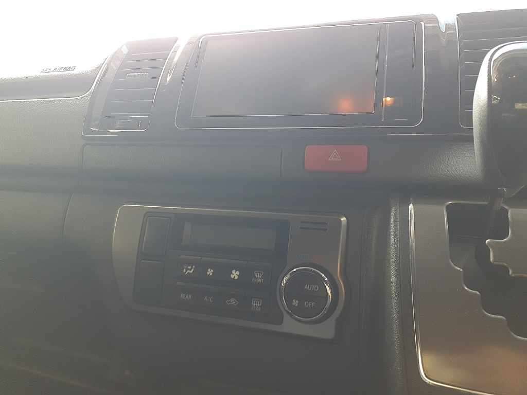 2022 Toyota Hiace Super GL Dark Ply 4WD auction photo 12