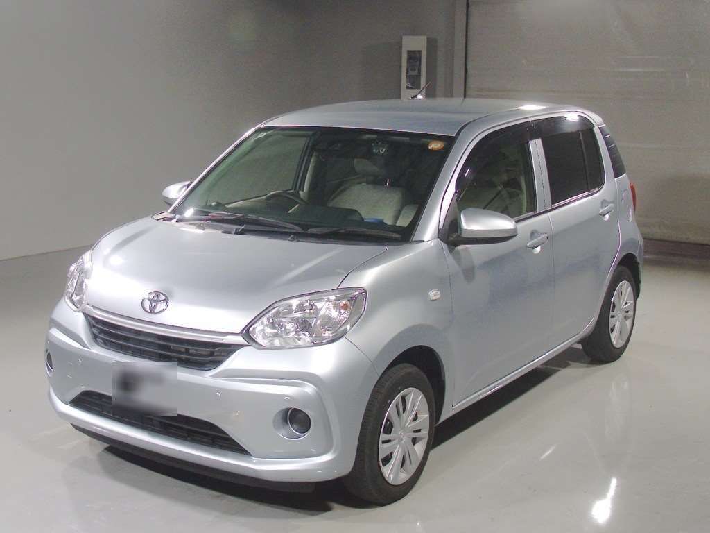 2022 Toyota Passo X Lパッケージ Japan auction vehicle