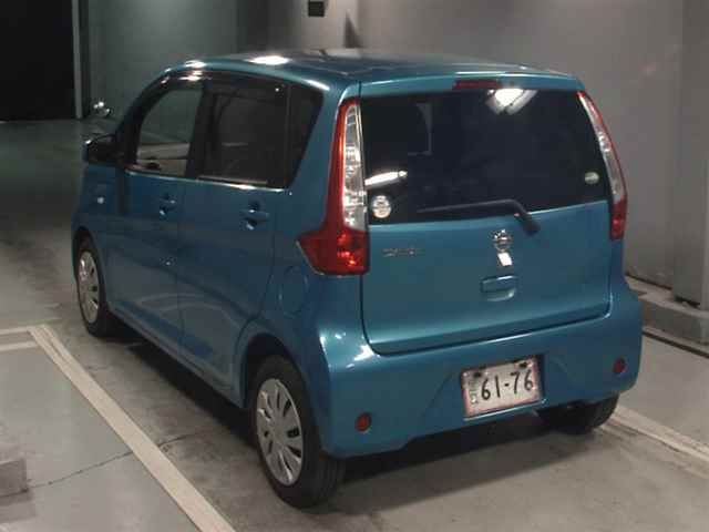 2013 Nissan Dayz J auction photo 2