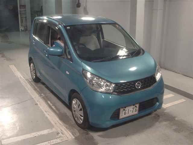Japan Auction Vehicles 12 2013 Nissan Dayz J auction photo
