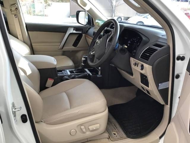 2022 Toyota Land Cruiser Prado TX Lパッケージ 4WD auction photo 5