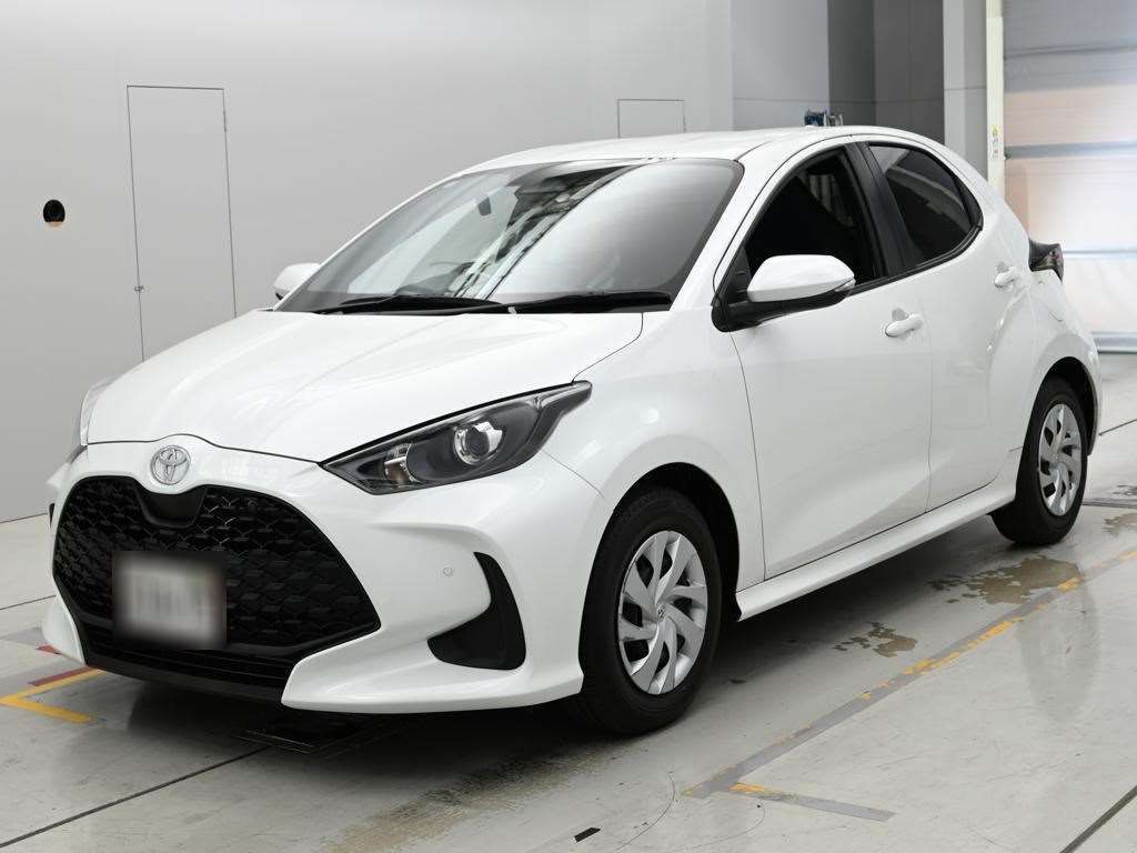 2024 Toyota Yaris G Japan auction vehicle