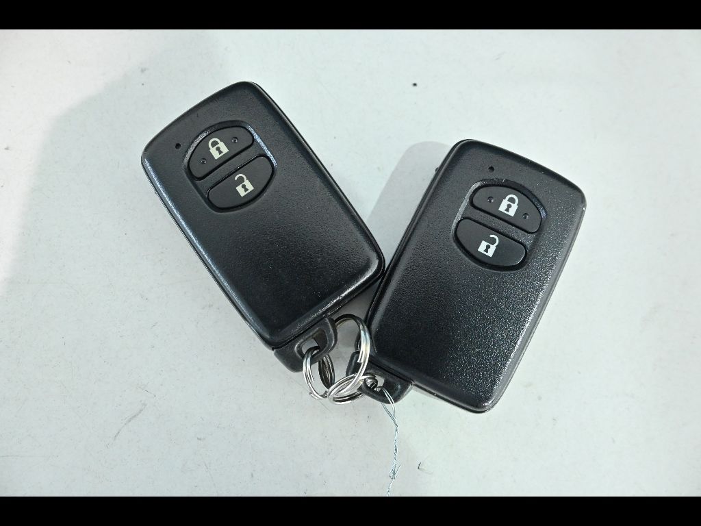 2011 Toyota Prius S LEDエディション auction photo 13