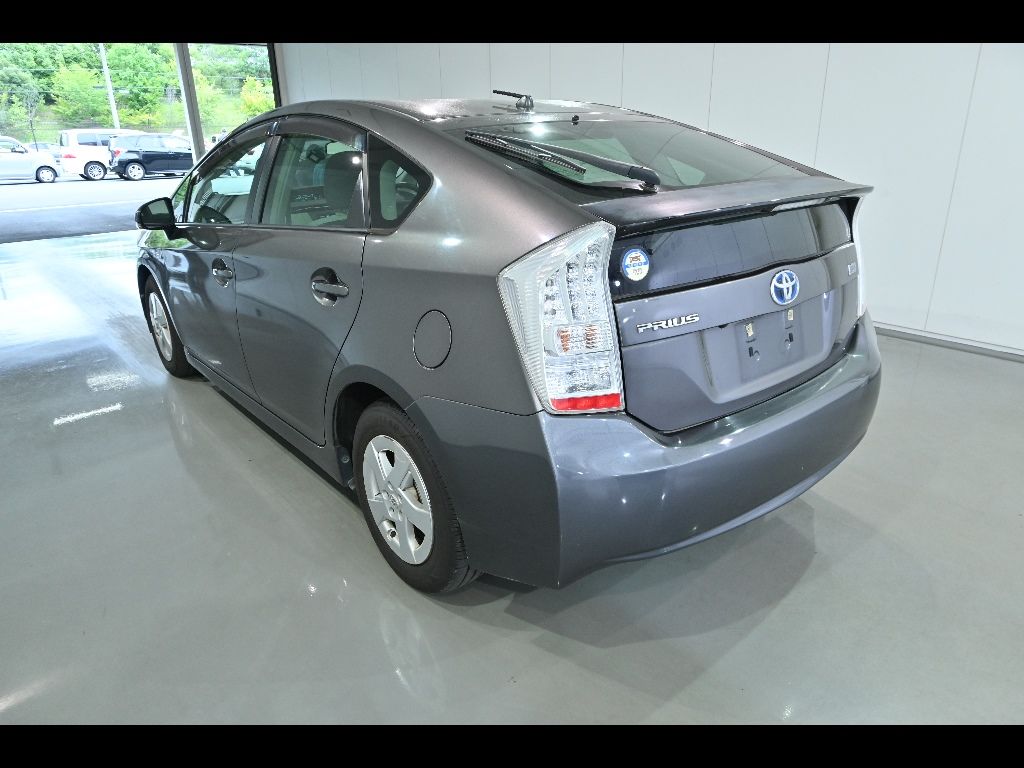 2011 Toyota Prius S LEDエディション auction photo 5