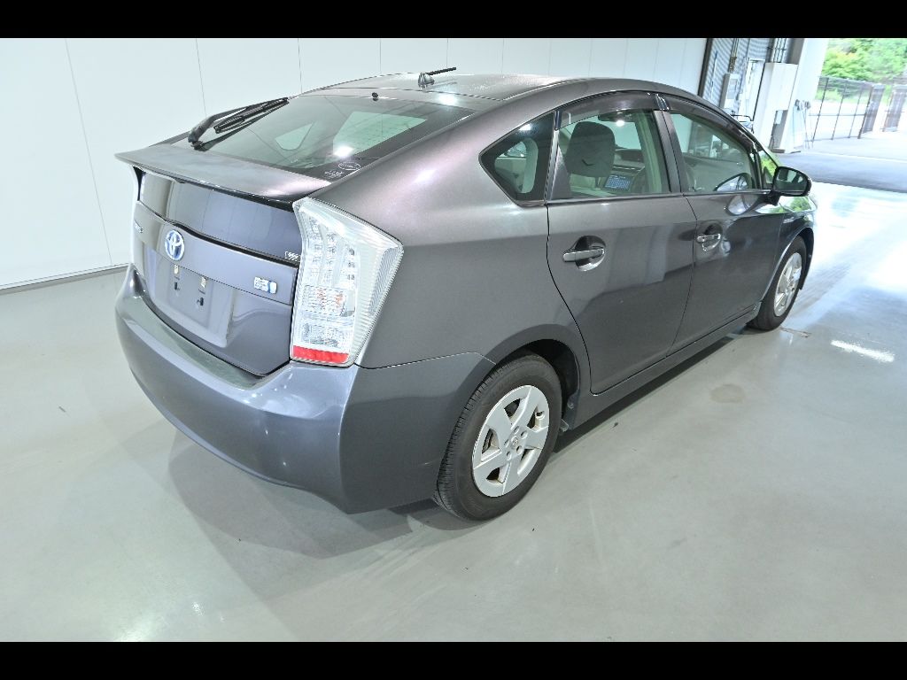 2011 Toyota Prius S LEDエディション auction photo 2