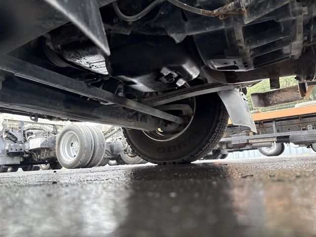 2005 Toyota Dyna Flat crane auction photo 11