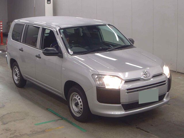 2025 Toyota Probox G 4WD Japan auction vehicle