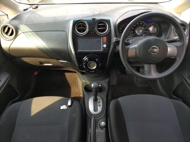 2013 Nissan Note X DIG-S auction photo 3