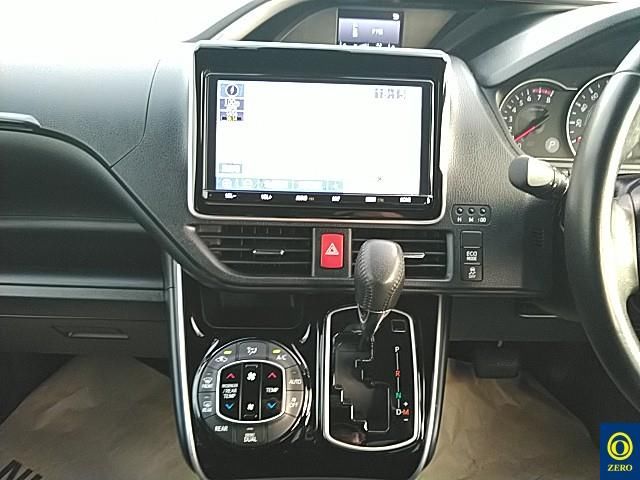 2020 Toyota Voxy ZSキラメキII auction photo 6