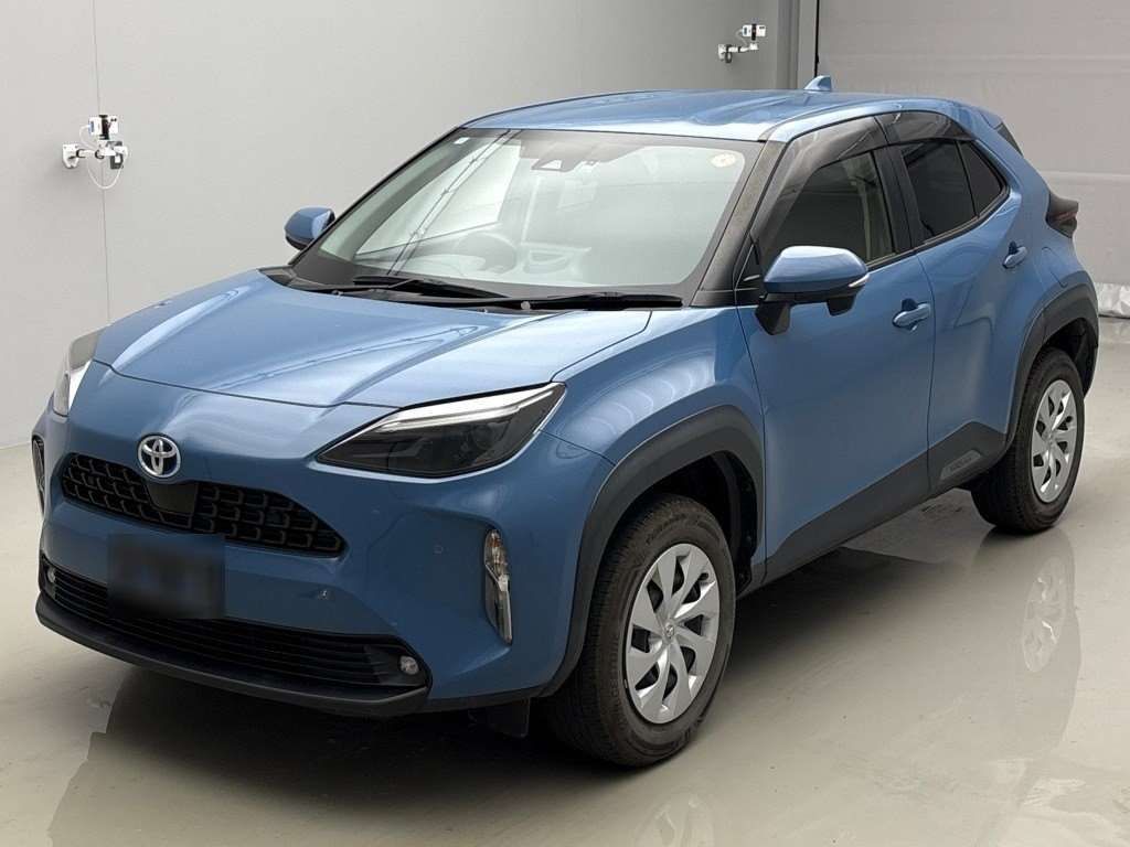 2022 Toyota Yaris Cross ハイブリッドX Japan auction vehicle
