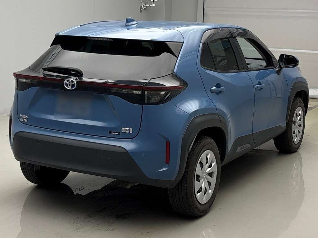 2022 Toyota Yaris Cross ハイブリッドX auction photo 2