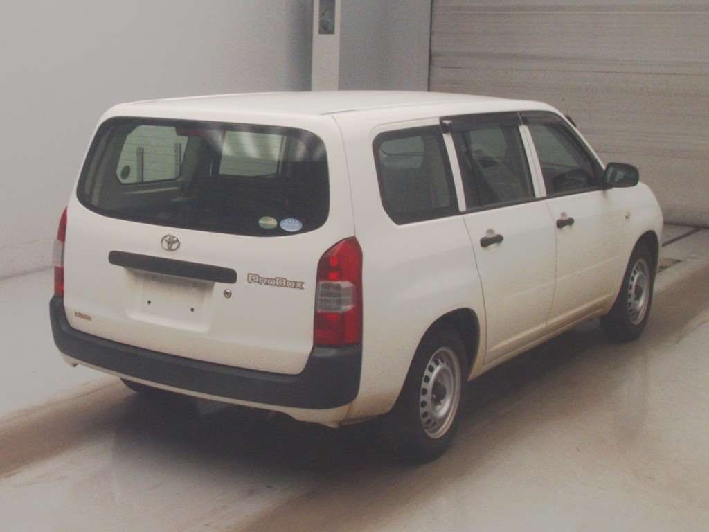 2018 Toyota Probox DXコンフォート auction photo 2