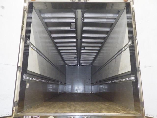 2016 Isuzu ウィング auction photo 4