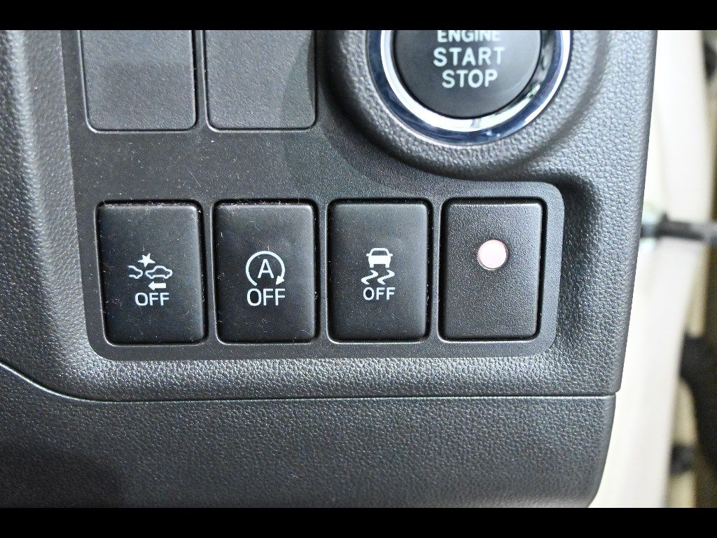 2018 Toyota Passo モーダGパッケージ auction photo 8