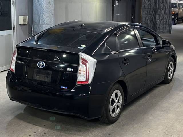 2014 Toyota Prius S auction photo 5