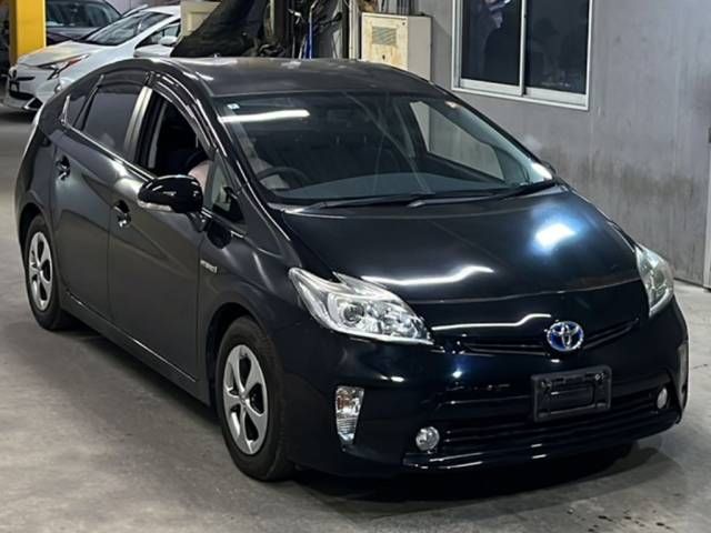 2014 Toyota Prius S auction photo 4