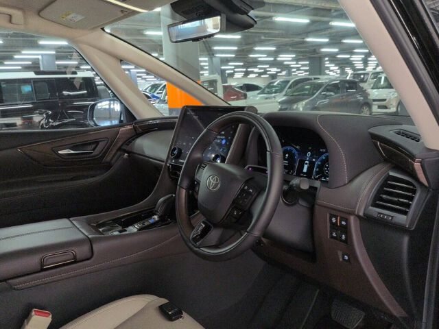 2025 Toyota Alphard Executive Lounge 4WD auction photo 3