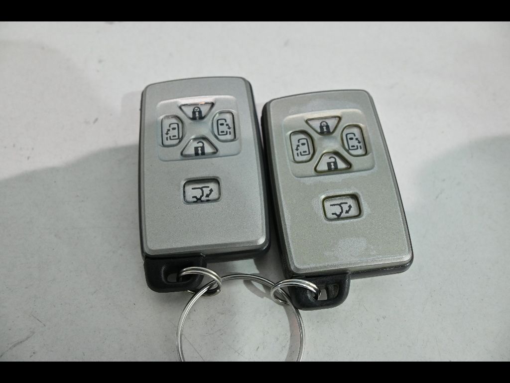 2012 Toyota Estima Aeras 7 people auction photo 14