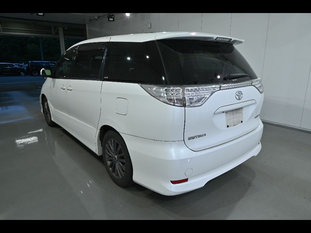 2012 Toyota Estima Aeras 7 people auction photo 5