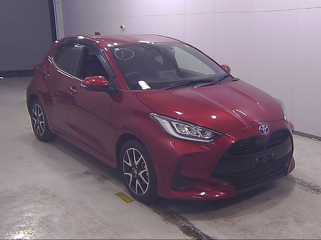 Japan Auction Vehicles 14 2023 Toyota ヤリス 5HB ハイブリッドZ auction photo