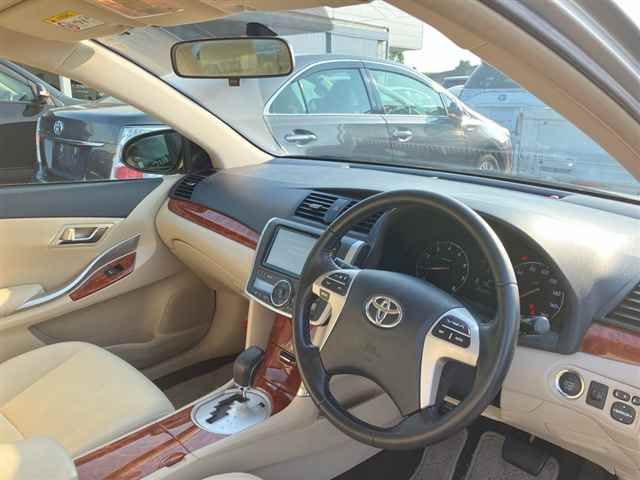 2016 Toyota Premio 1.8X L package auction photo 3