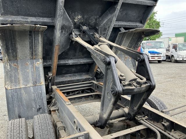 1994 Isuzu Forward ダンプ auction photo 5