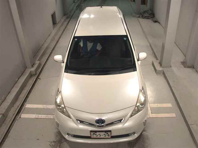 2012 Toyota Prius Alpha S auction photo 6