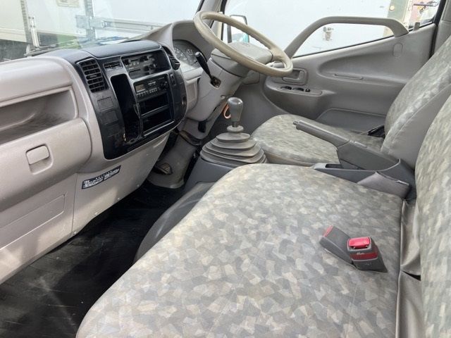 2004 Toyota Dyna ヒラ auction photo 5