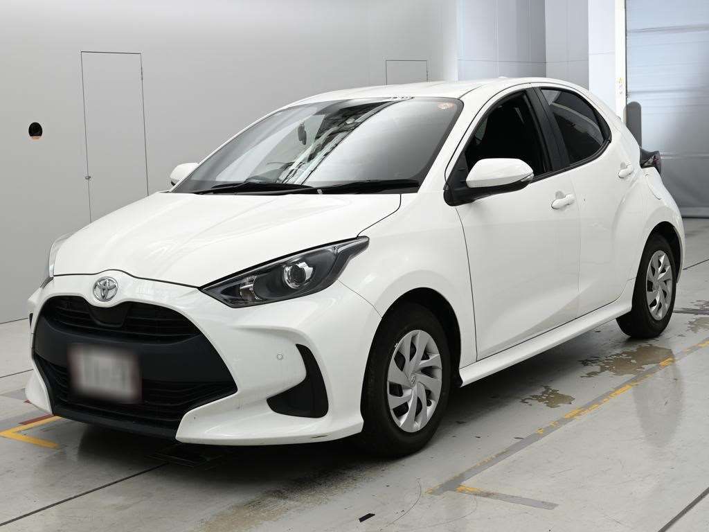 2022 Toyota Yaris X Smart Entry Package Japan auction vehicle