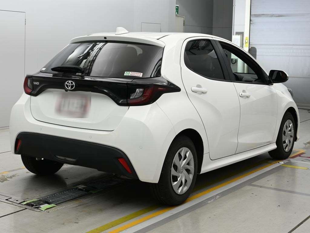 2022 Toyota Yaris X Smart Entry Package auction photo 2