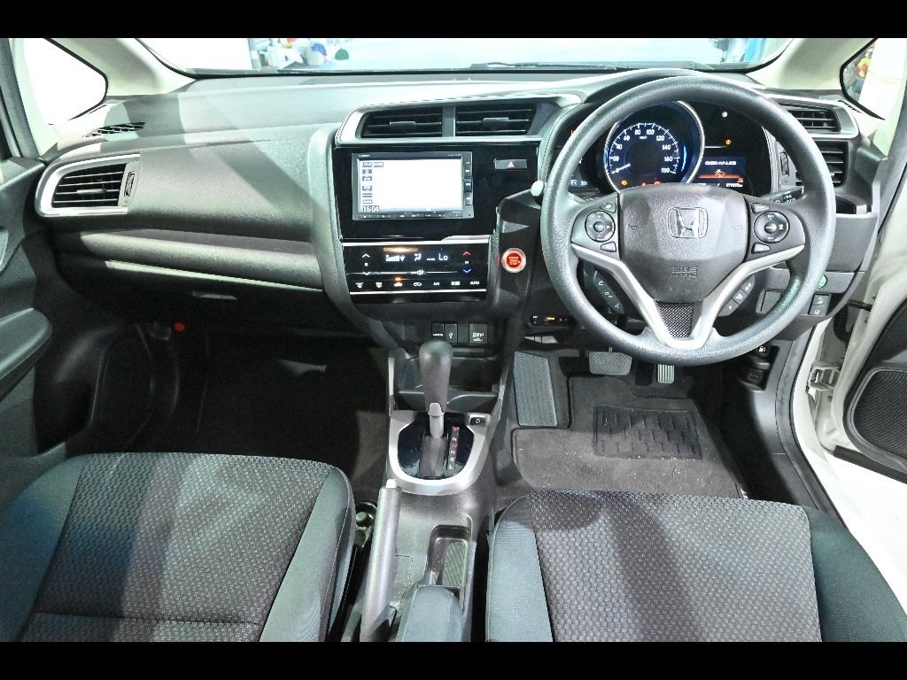 2019 Honda Fit 13G Lホンダセンシング auction photo 3