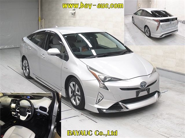 2015 Toyota Prius Sツーリングセレクション auction photo 4