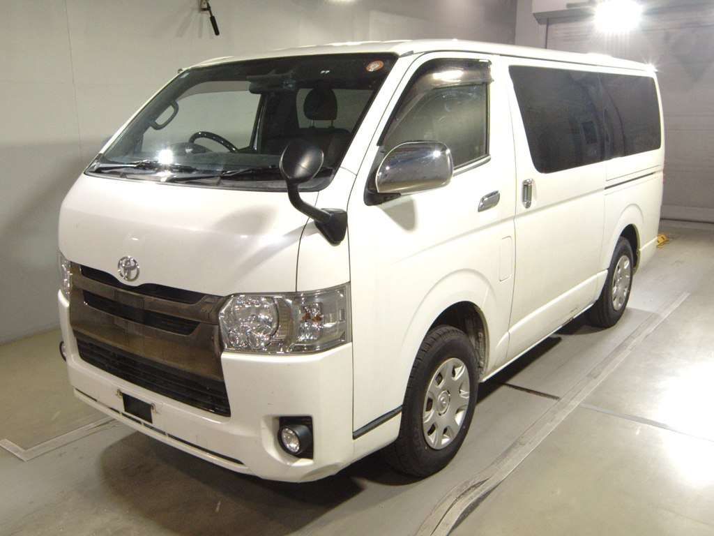2019 Toyota Hiace Super GL Dark Ply 4WD Japan auction vehicle