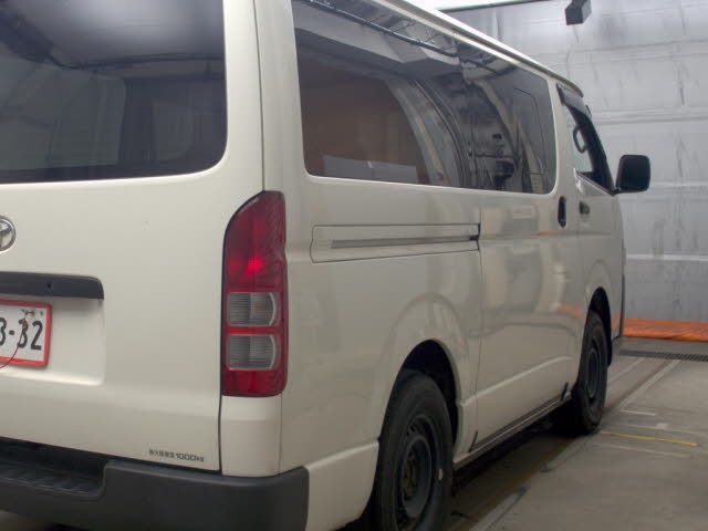 2021 Toyota ハイエースV DX 1トン 6ニン auction photo 5