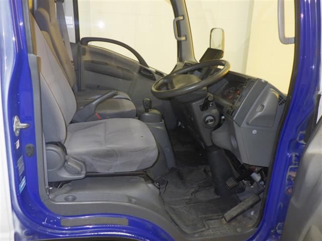 2011 Isuzu Elf シャーシ auction photo 5