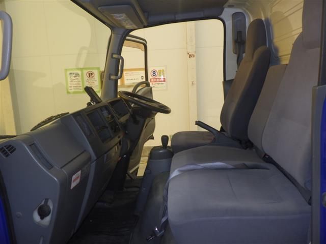2011 Isuzu Elf シャーシ auction photo 8