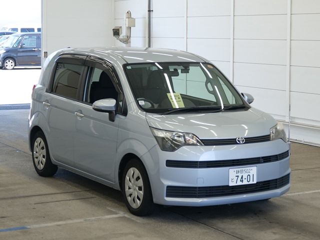 2014 Toyota Spade F Japan auction vehicle