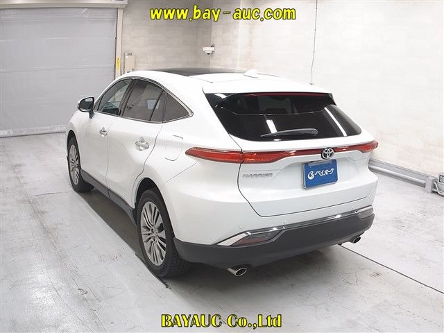 2023 Toyota Harrier Z Leather Package Panoramic Roof auction photo 2