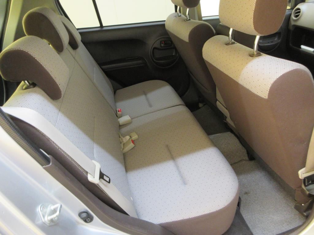 2015 Toyota Passo X Lパッケージ auction photo 7