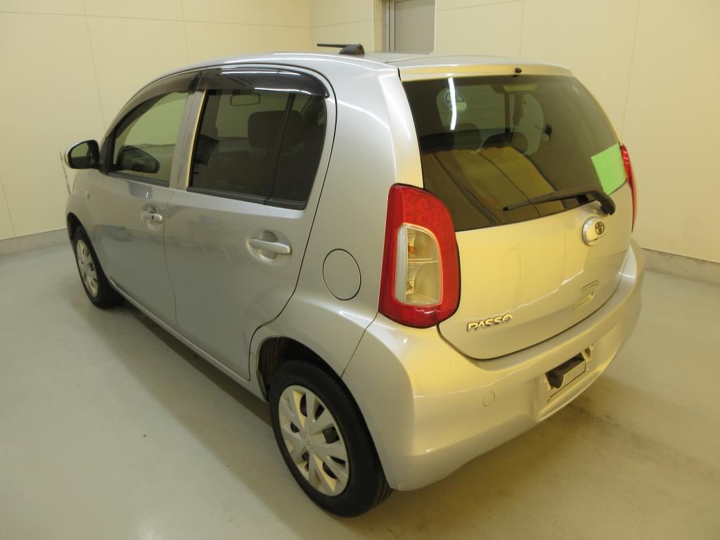 2015 Toyota Passo X Lパッケージ auction photo 5