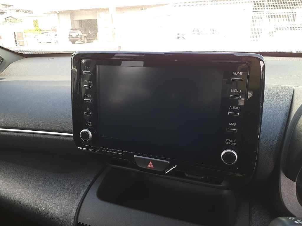 2023 Toyota Yaris Cross Z auction photo 12