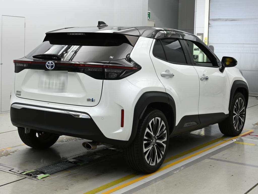2022 Toyota Yaris Cross ハイブリッドZ auction photo 2