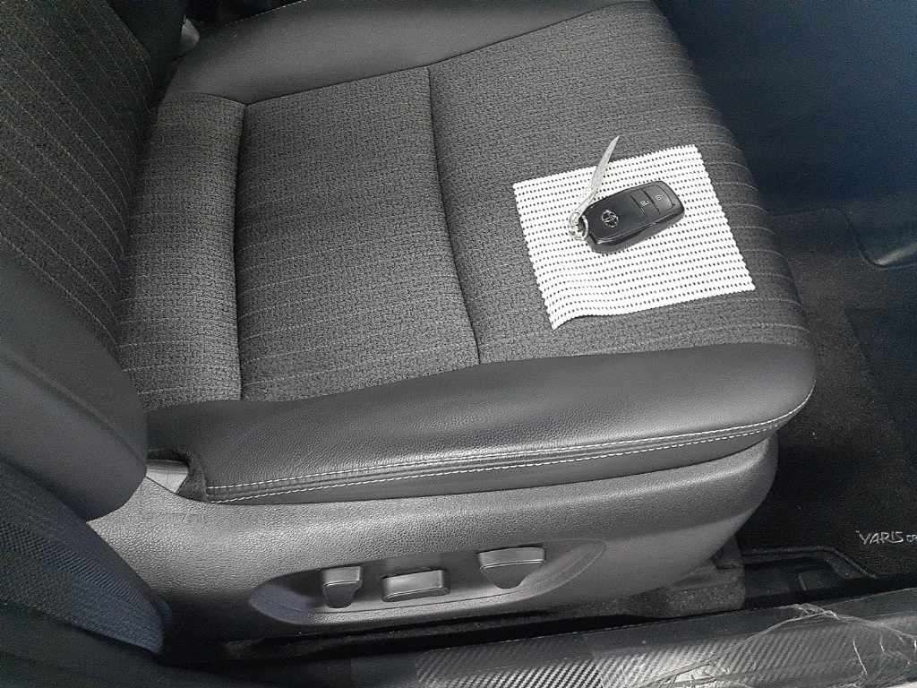 2022 Toyota Yaris Cross ハイブリッドZ auction photo 10