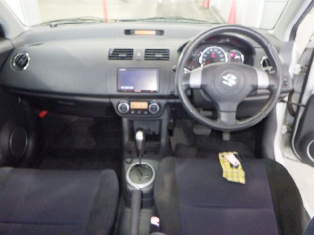 2021 Suzuki Swift XGエアロ auction photo 3
