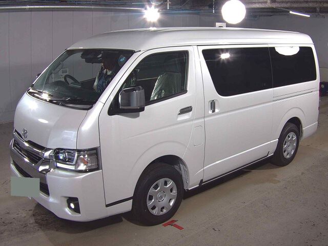 2026 Toyota Hiace GLファインテックツアラー 4WD auction photo 4