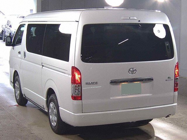2026 Toyota Hiace GLファインテックツアラー 4WD auction photo 2