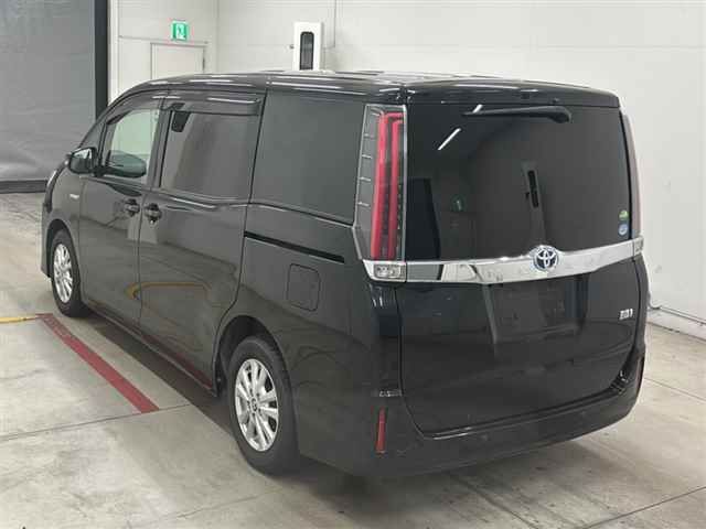 2020 Toyota Noah Hybrid G auction photo 2