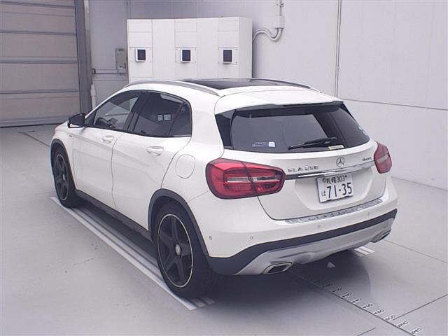 2014 Mercedes-Benz GLA250 4MATIC Edition 1 auction photo 2