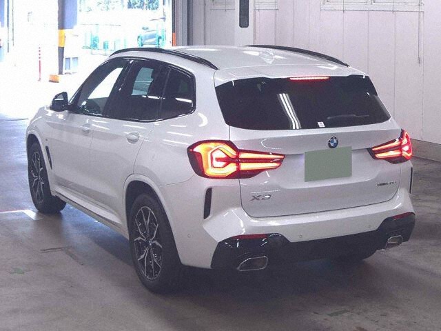 2023 BMW X3 XDRIV20DMスポ 4WD auction photo 2