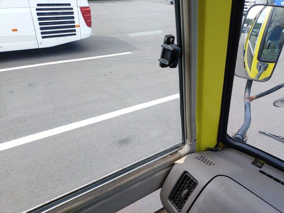2006 Mitsubishi Fuso ローザ auction photo 13